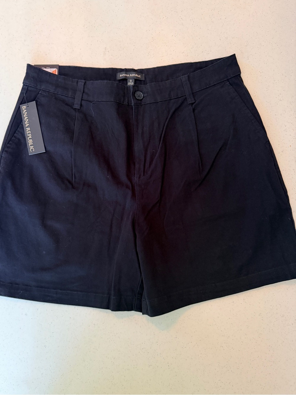 Banana Republic Women's Black Tailored Bermuda Shorts Size 12 NWT